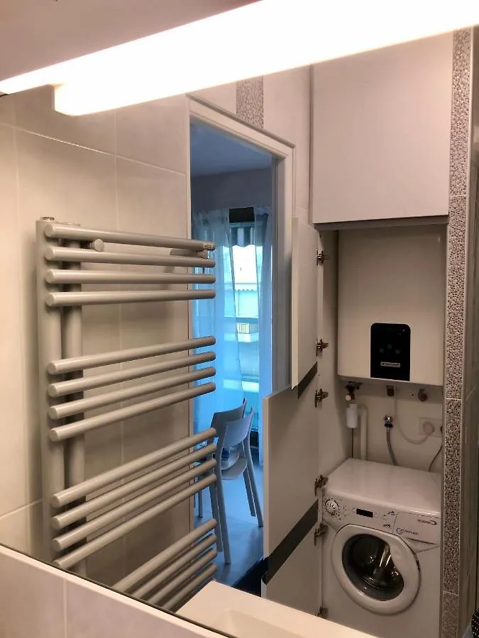 Studios Nice Gambetta 0*,  France