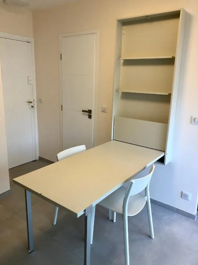 Studios Nice Gambetta France